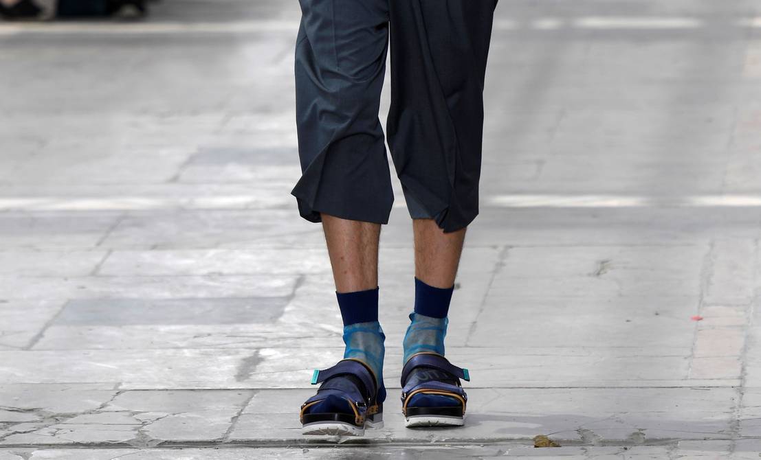 Sandalias con la moda que impone en París | Moda | La Revista | El Universo