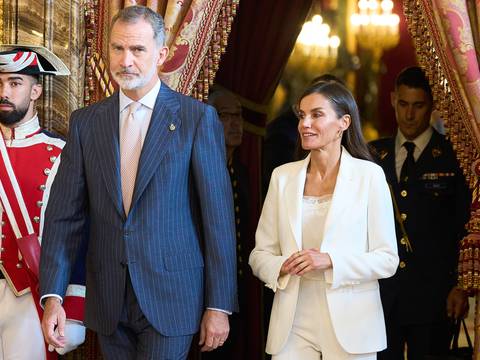 La infidelidad de la reina Letizia al rey Felipe VI de España y la tristeza que sintió el monarca se expondrá en nuevo libro