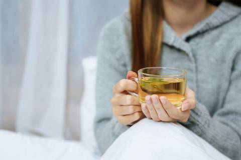 Así se prepara la infusión de diente de león para limpiar el hígado, regenerarlo y protegerlo