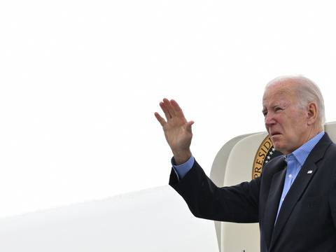 “No hay sitio para el supremacismo blanco”, dice Joe Biden tras asesinato en Jacksonville