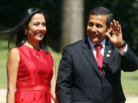 Ollanta Humala aplaude que su esposa sea considerada más poderosa que él