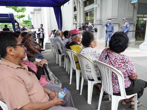 En Guayaquil más de 19.000 inmuebles se acogieron en el 2023 a rebajas en prediales por ley para adultos mayores: así se aplica la exoneración