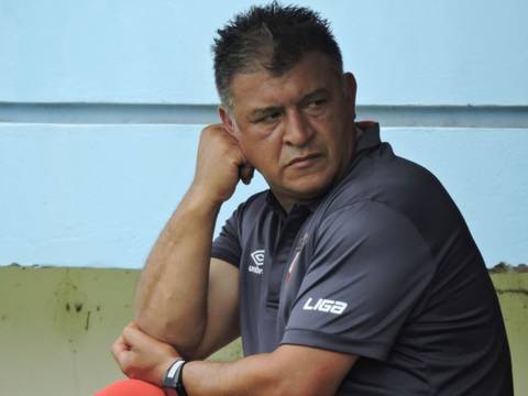 A Claudio Borghi le ‘preocupa’ el accionar de Liga de Quito 