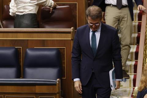 Congreso español rechaza por segunda vez al líder conservador y abre un complicado intento de investidura de Pedro Sánchez