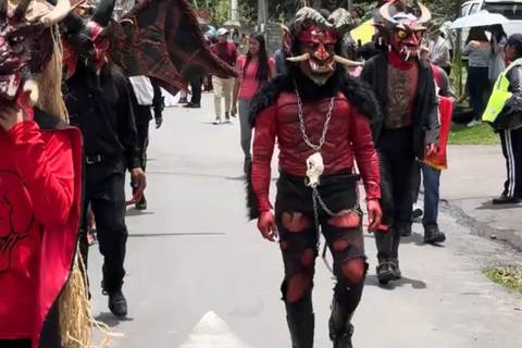 La procesión de los Diablos en La Merced, una tradición de la ruralidad de Quito en Semana Santa