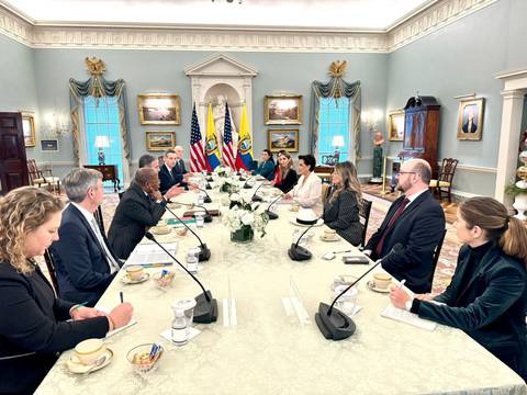 Secretario de Estado de EE. UU. y autoridades ecuatorianas analizaron temas de seguridad, migración y comercio