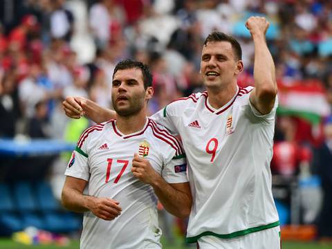 Hungría salvó un empate 1-1 ante Islandia y quedó cerca de octavos