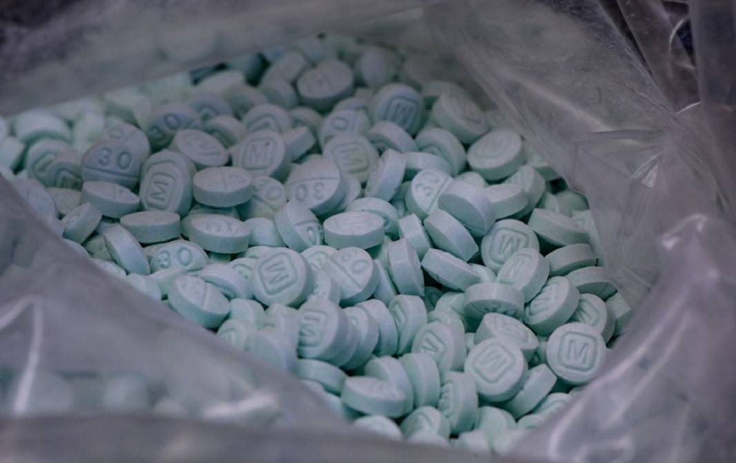 The case of the writer accused of killing her husband with fentanyl: They find an incriminating letter, but she claims it’s a story for her next novel