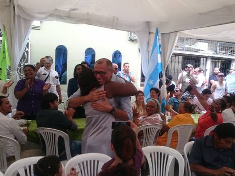 Jorge Glas acudió a acto de respaldo en el sur de Guayaquil 