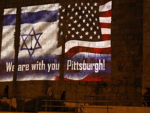 Torre Eiffel se apagará en homenaje a víctimas de Pittsburgh