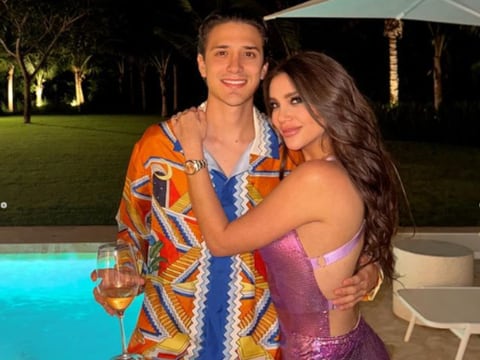 Santiago Noboa, hermano del presidente Daniel Noboa, celebró el nuevo año en un resort de lujo en República Dominicana con su novia, la cantante Naíza