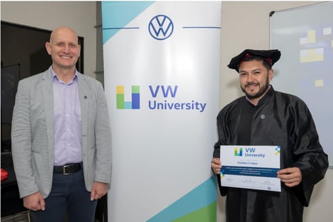 Volkswagen graduó, en su programa University, a su primera promoción de profesionales en Ecuador 