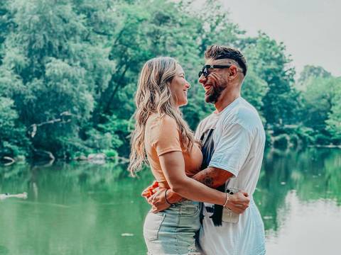 Alejandra Jaramillo está de cumpleaños y su novio Beta Mejía le dedicó un cariñoso mensaje, “haces que todo contigo sea especial mi bebita de amor”