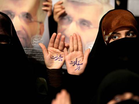 Pobreza y plan nuclear, claves en el voto para sucesor de Ahmadineyad