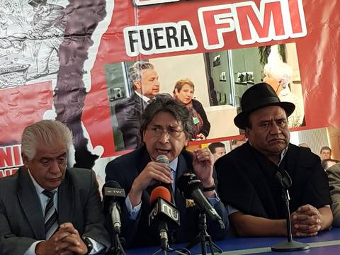 Organizaciones sindicales adelantan hora de marcha por el Primero de Mayo en Ecuador