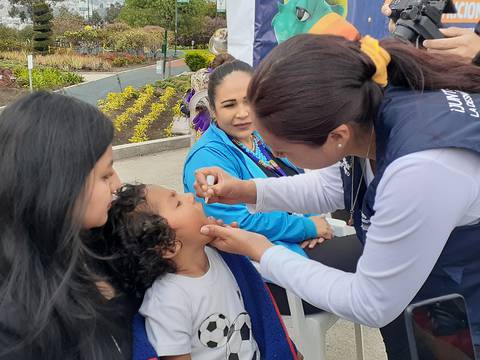 Unicef insta a padres de Ecuador a que vacunen a sus niños para evitar riesgos de la polio, sarampión y rubeola 