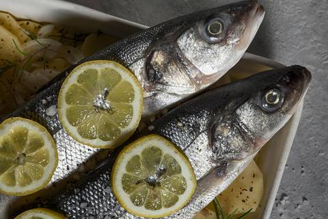 Cuáles son los mejores pescados para bajar los triglicéridos y aumentar el colesterol bueno en la sangre