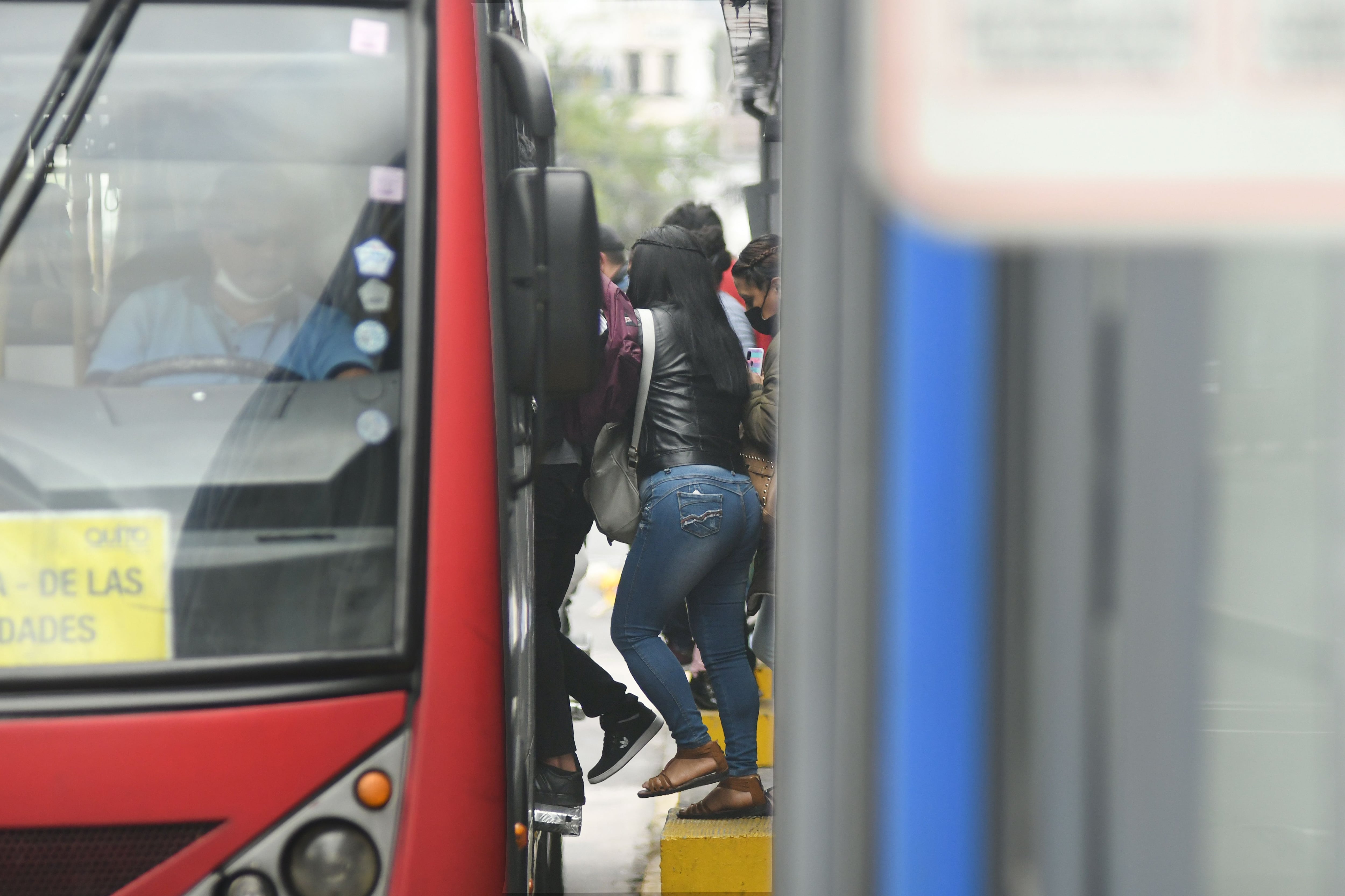 Aumento de la tarifa en el Ecovía, el Trolebús y sus alimentadores será a partir del 1 de octubre de 2021