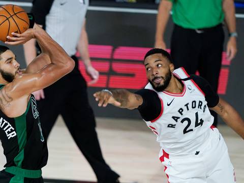Cátedra de Celtics a irreconocibles Raptors