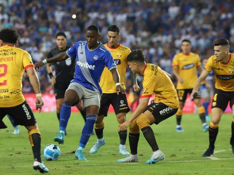 Fútbol de Ecuador: vencedores y vencidos