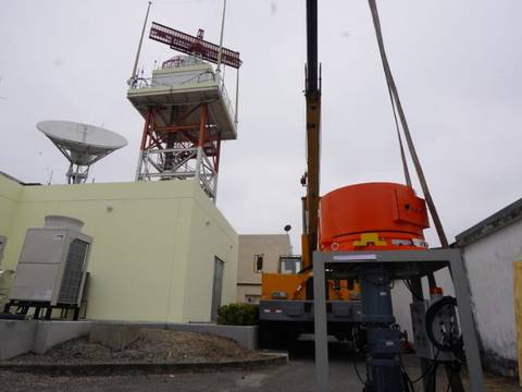 Dirección de Aviación instala nuevo sistema de radar en Guayaquil