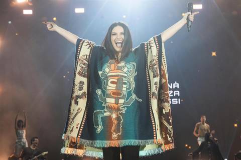 Laura Pausini en Quito: ‘Ecuador rima con amor’, dice la cantante italiana después de su concierto en la capital ecuatoriana