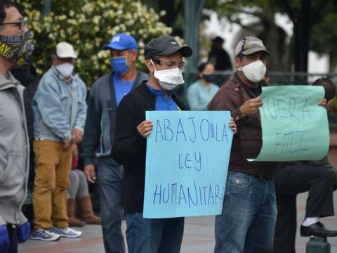 Movimientos sociales protestan contra medidas económicas de Lenín Moreno y advierten con 'otro octubre'