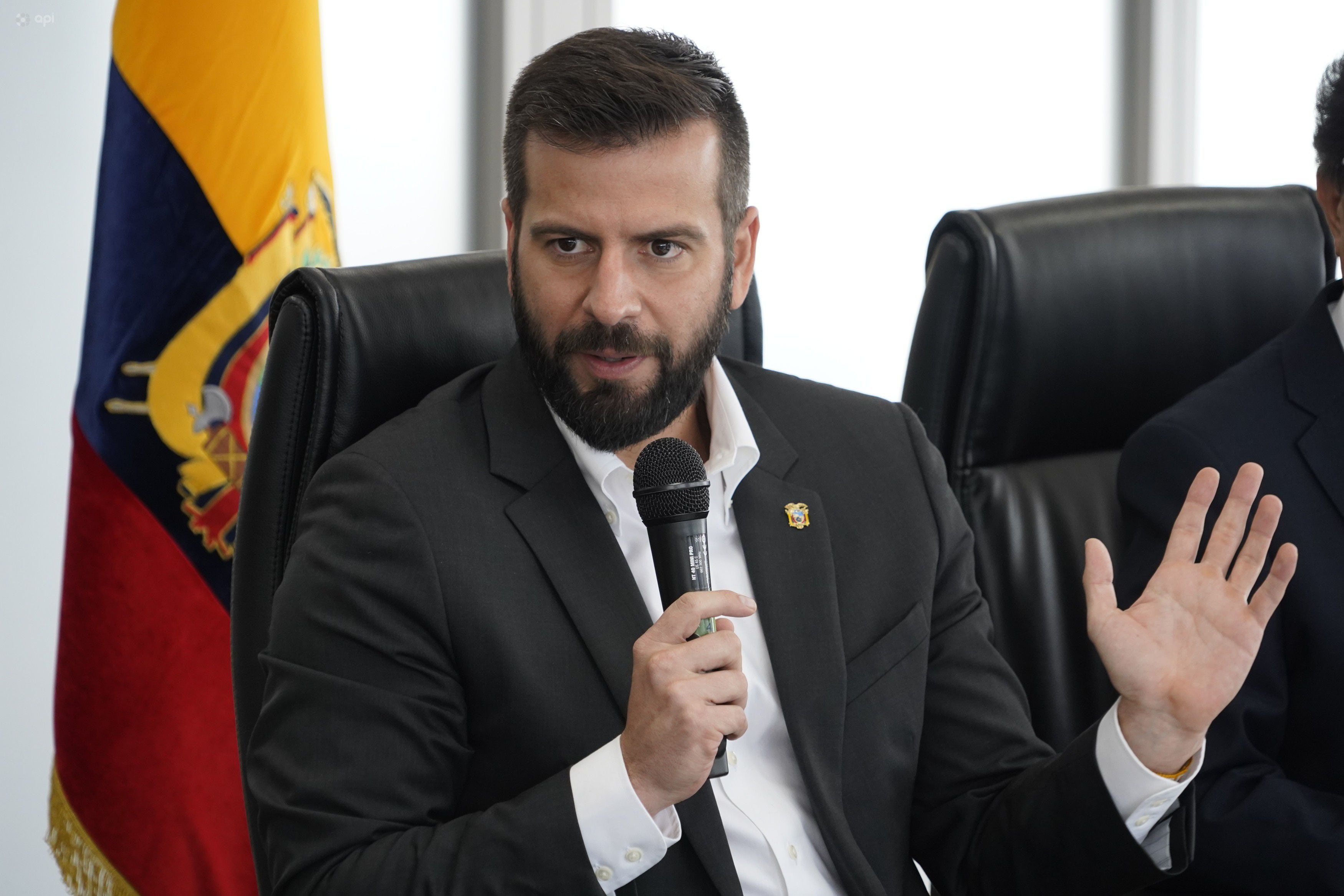 Gobierno ya piensa en una proforma presupuestaria prudente para el 2023 