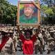 Chavistas se concentran en marchas para recordar la vuelta de Hugo Chávez tras golpe de Estado