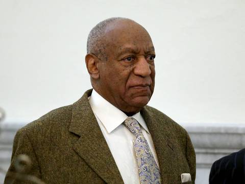 Corte Suprema de Pensilvania anula condena por delitos sexuales de Bill Cosby y autoriza su liberación