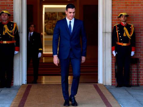 España vive un ‘plató’ electoral desconocido