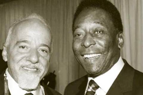 ‘No sé si Brasil es consciente de la importancia de Pelé', cuestiona Paulo Coelho