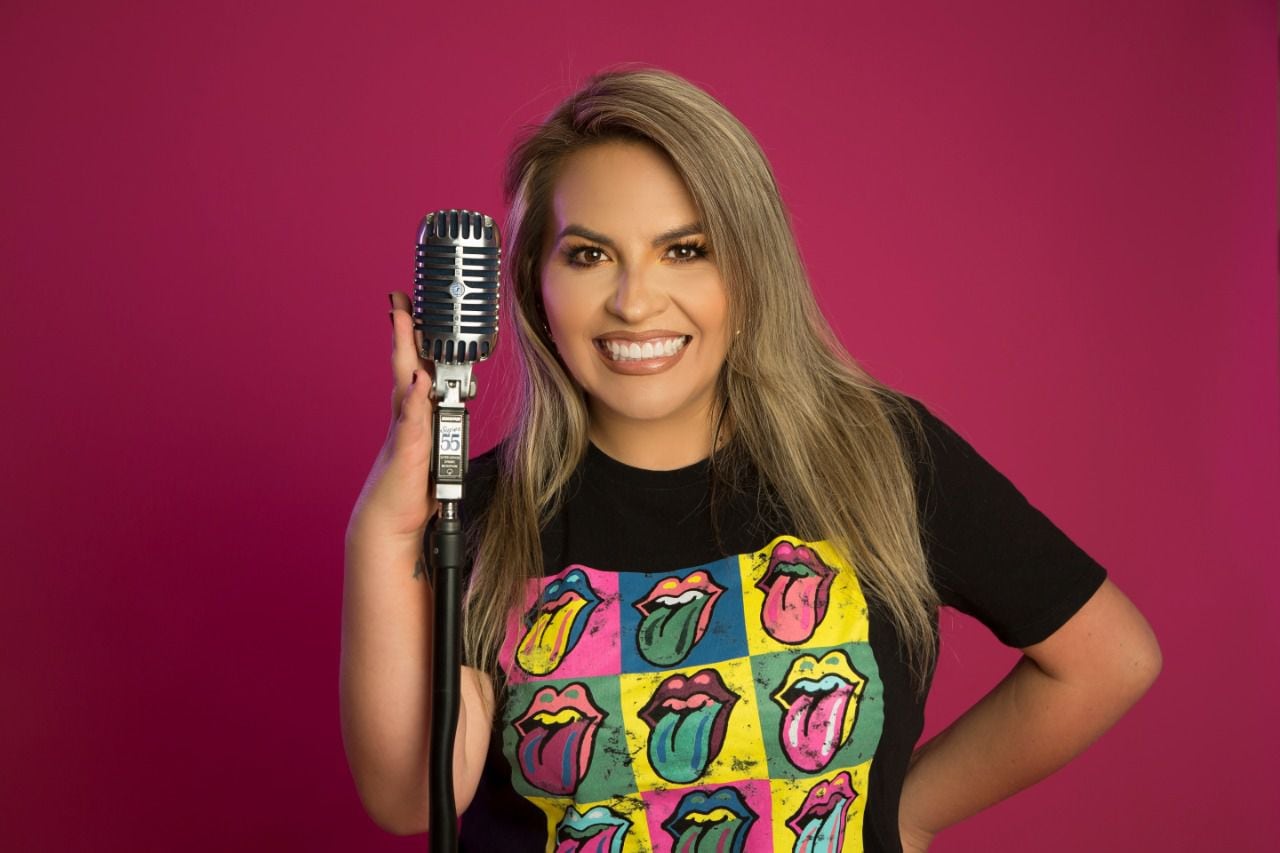 Sol Betancourt, la primera voz ecuatoriana en Waze: ‘Se me hace muy extraño manejar con mi propia voz’