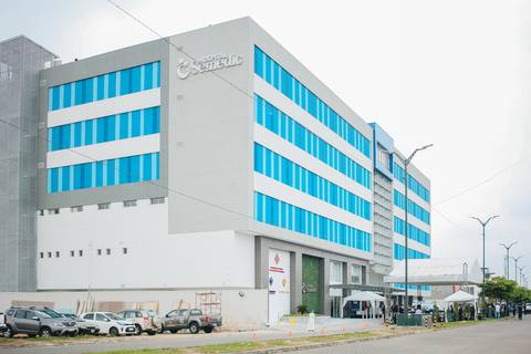 Con inversión de más de $ 30 millones, este miércoles se inauguró hospital privado en La Aurora 