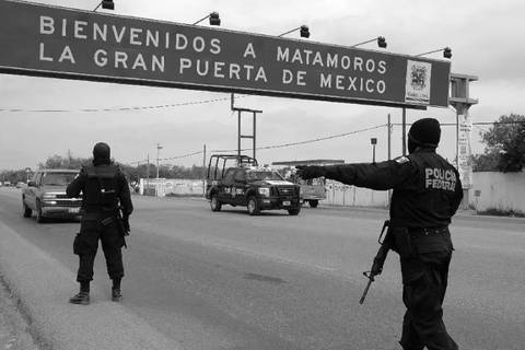 Fueron en busca de una cirugía estética económica y quedaron atrapados en el fuego de una batalla de carteles de droga en México 