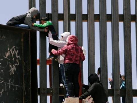 Estados Unidos sigue sin encontrar a los padres de 545 niños separados de ellos hace 2 años en la frontera con México