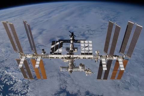 La corporación espacial rusa y la NASA seguirán volando en conjunto a la Estación Espacial Internacional
