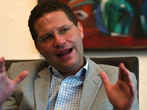 Alcalde de Quito propone que se vuelva a cantar la segunda estrofa del himno que se refiere a España