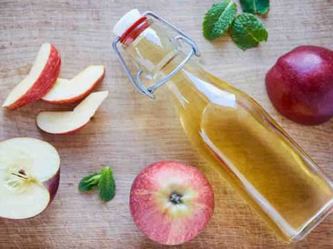 Cinco beneficios reales del vinagre de manzana para controlar la glucosa en la sangre en diabéticos