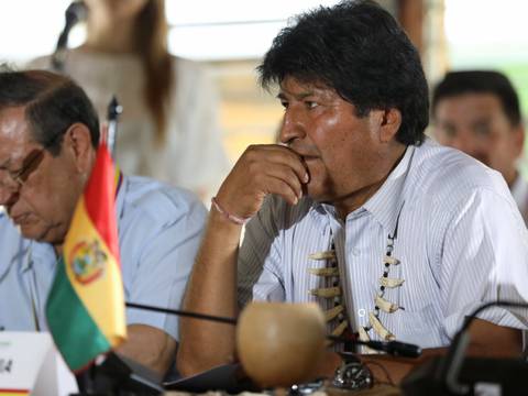 Fuego sin control también quema la gestión de Evo Morales