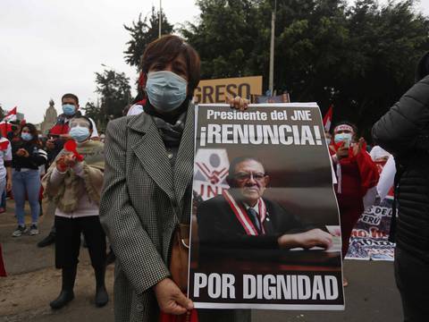 Jurado electoral de Perú retoma labores en medio de supuestas maniobras para favorecer a Keiko Fujimori