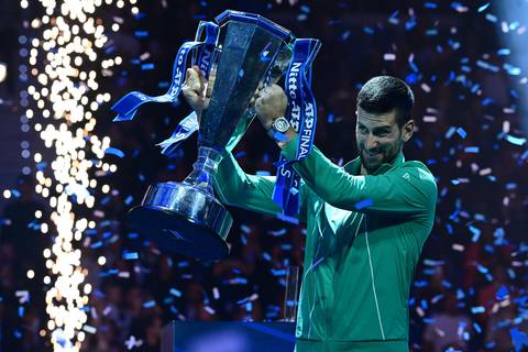 Novak Djokovic conquista Italia: derrota a Jannik Sinner y es el primero en la historia en ganar Masters ATP en siete ocasiones 