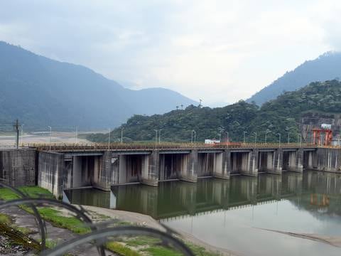 No habrá apagones hasta el 2 de junio en Ecuador, aunque central Coca Codo Sinclair entra en mantenimiento