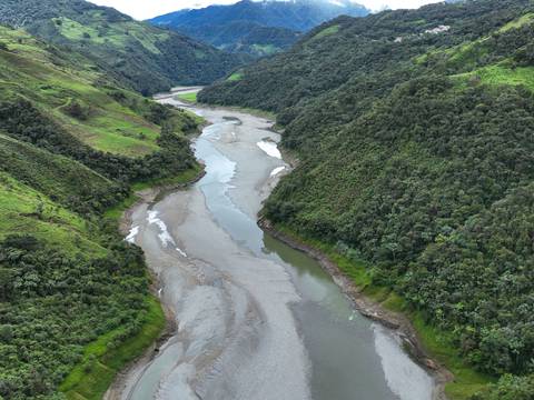 ¿Qué acciones deben tomar este y futuros gobiernos del Ecuador para evitar los cortes energéticos por sequías? (O)