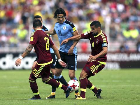 Uruguay acaricia el Mundial de Rusia-2018 con empate sin goles ante Venezuela