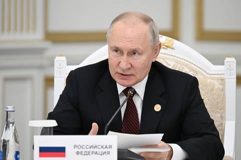 Rusia intentó socavar elecciones en nueve países democráticos, según los servicios de inteligencia de EE. UU.