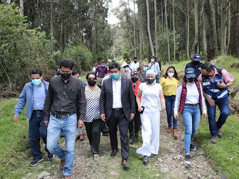 Alcalde Jorge Yunda suspende construcción de crematorio en las faldas del volcán Pichincha