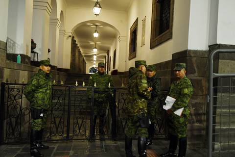 Un soldado se suicidó en la Casa Militar Presidencial, en el centro histórico de Quito