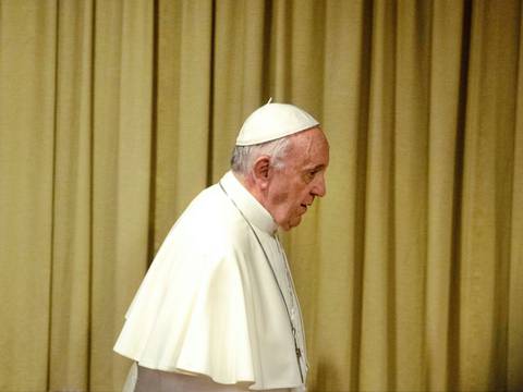 Papa Francisco rinde homenaje a monja asesinada en la República Centroafricana