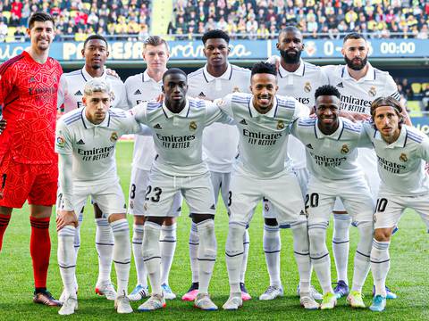 El primer once inicial del Real Madrid en sus 121 años de vida sin jugadores españoles